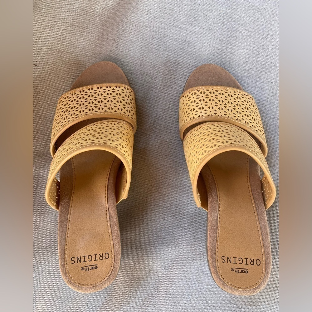 Earth Origins Sandals Cayla Yellow Women’s Size 8.5 - Picture 4 of 4